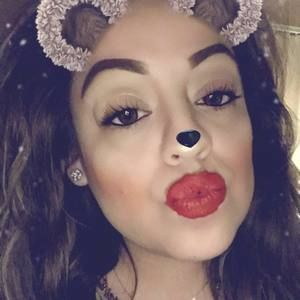 Meet your Posher, Ramona